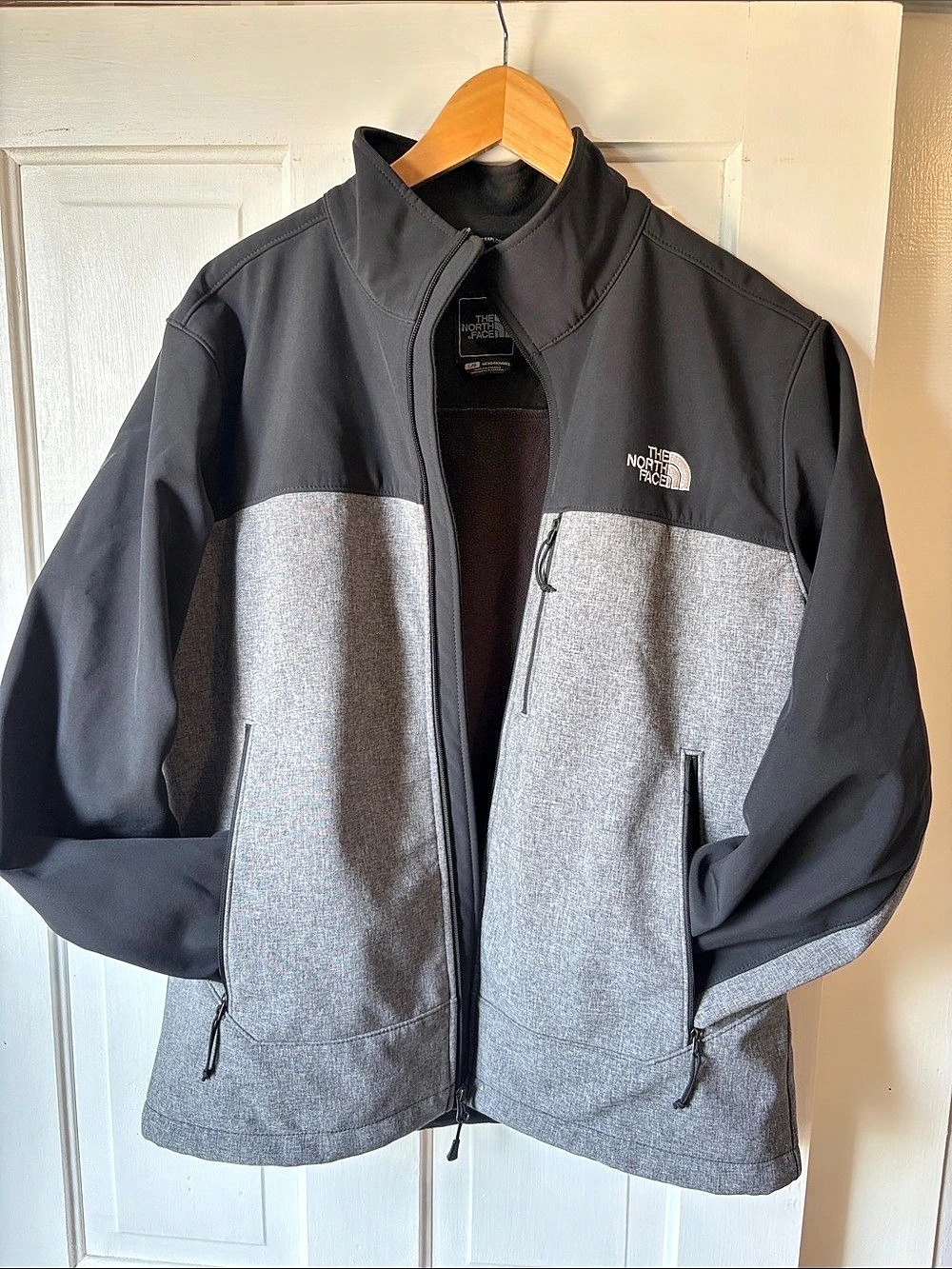The North Face Apex Bionic Jacket Black & Gray